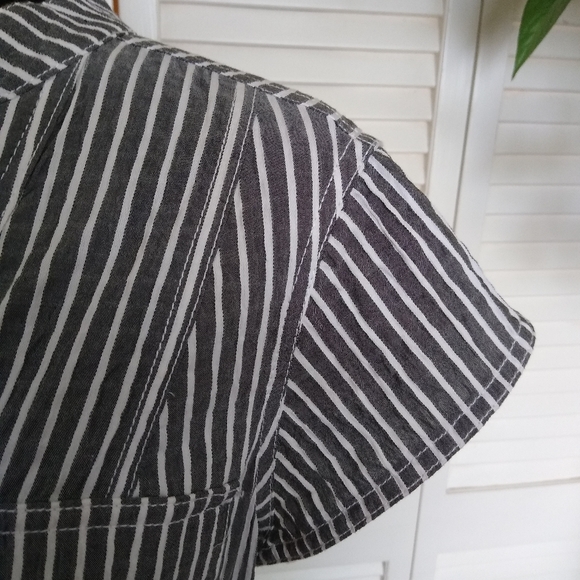 NWT White House Black Market Striped Belted Dress Size 10 Grey & White Striped - Picture 11 of 13